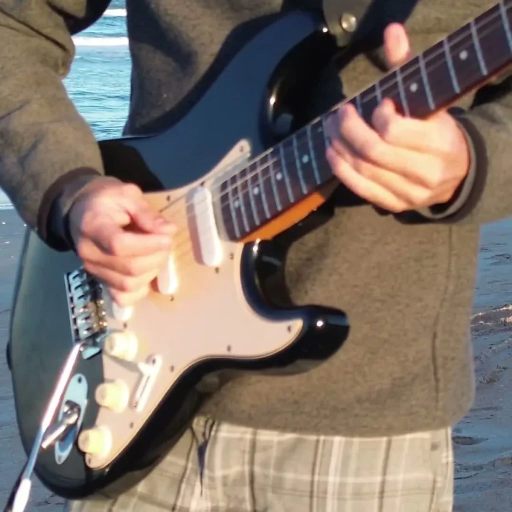 The Wall Guitar Loop guitarist at the beach one guitar loop session