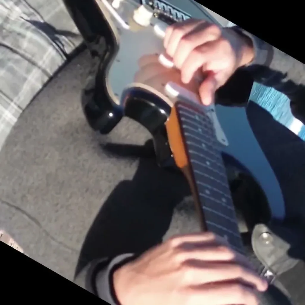 I'm Too Sexy Guitar Loop guitarist at the beach, one guitar loop session